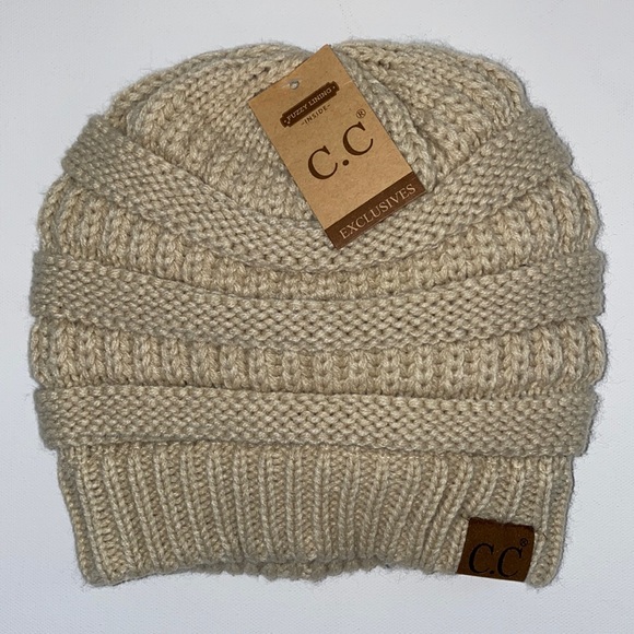 C.C Beanie Knitted Beige Fuzzy lined. NWT - Picture 1 of 4